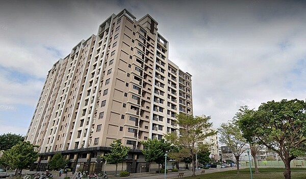 房市熱度高的竹科概念區也有外溢效應,如傳統城區風貌的竹北車站周邊,以及走田野風光的新竹市千甲重劃區,實價揭露都出現轉手獲利達400多萬的交易。圖/google map