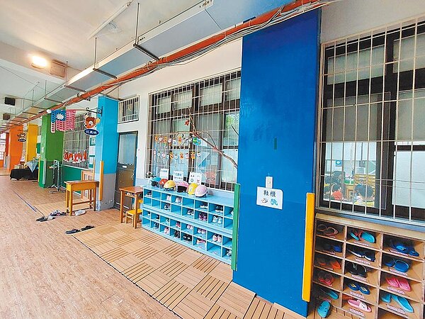 新北市府財政局推動「公有建物供需調配精進方案實施計畫」，將校園、辦公廳舍等空間活化成公托、健身中心等有效空間，3年來節省興建及土地取得成本約127億元。圖／新北市財政局提供