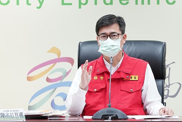 陳其邁表示,高雄今增14例本土案例。圖/取自陳其邁臉書