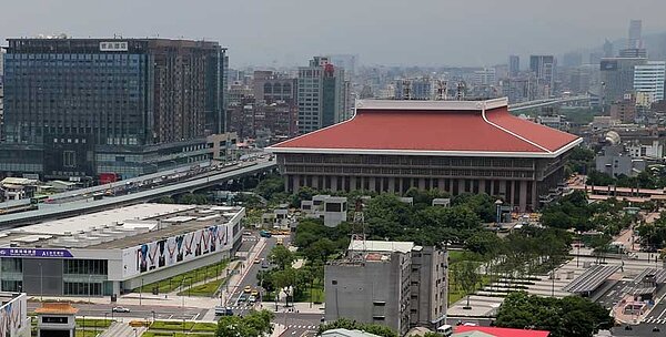 台北車站E1、E2公辦都更24日辦招商說明會,吸引逾20家企業參與。圖/中時電子報資料照片