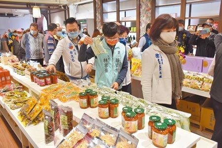 苗栗特色館重新整修營運,春節連假不打烊。(謝明俊攝)