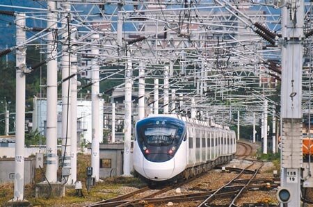 
王國材再次強調，台鐵改革是今年交通部的重中之重，並預計下個會期送立法院審查台鐵公司化條例。（本報資料照片）
