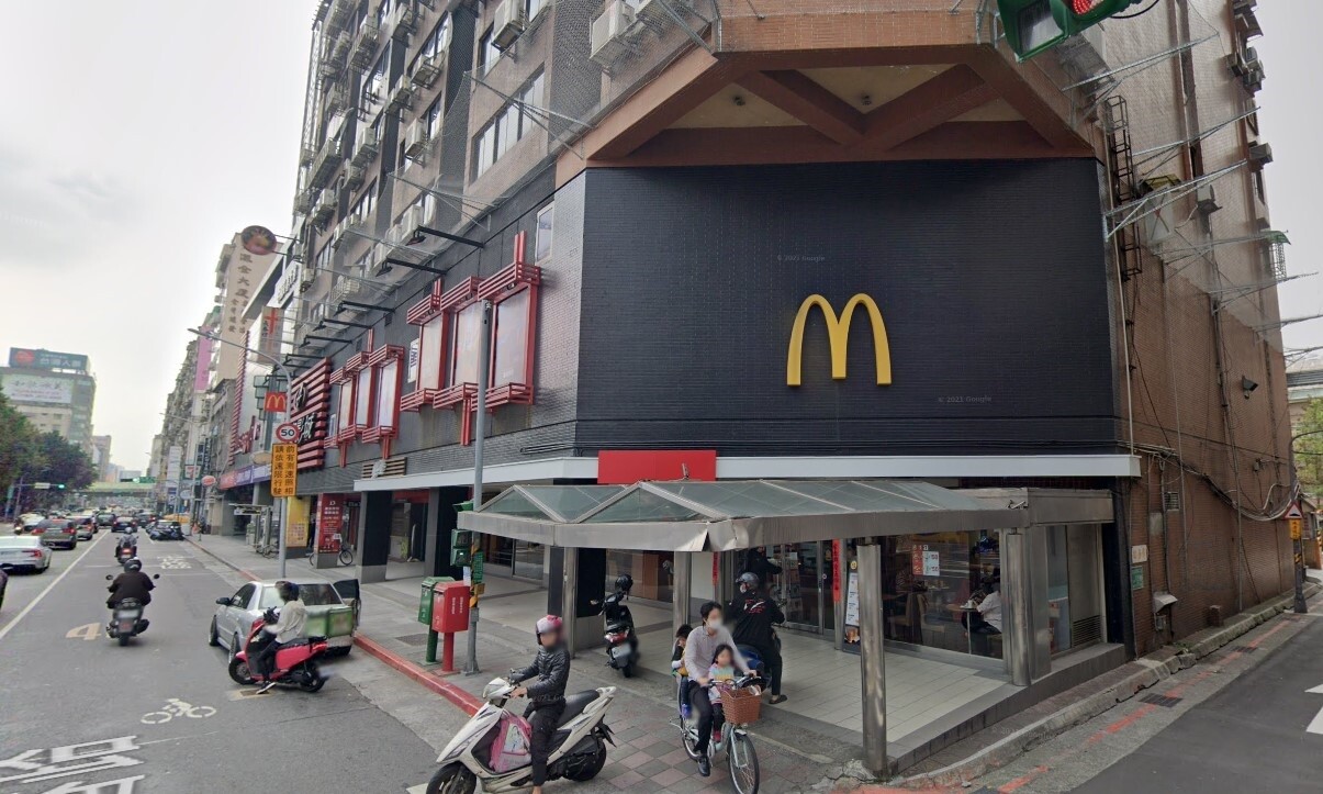 確診個案足跡有麥當勞長春店。圖／Google Map