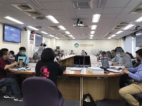 中油第三天然氣接收站外推方案昨天第三度環差初審。記者吳姿賢/攝影