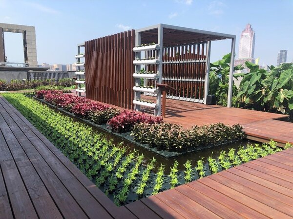 台北市庭園式綠化案例。圖／北市建管處提供