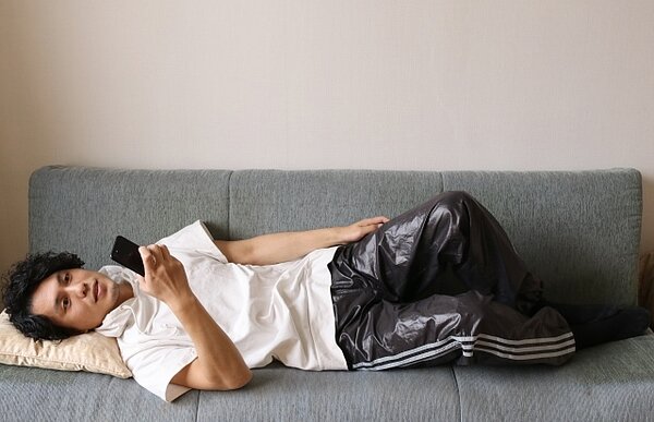 居高不下的房價讓許多8年級決定「躺平」。圖/新聞及國際關係處提供