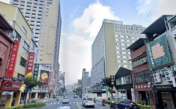 高雄鹽埕。圖/翻攝自GoogleMaps