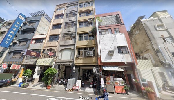 台南永福路二段某棟透天，去年以1850萬成交。圖／翻攝自Google maps
