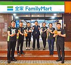 超商較勁　全家商標申請衝上第二