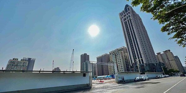 央行土建融管制措施,要求建商必須在取得土地之後18個月內開工。圖/中時電子報資料照片