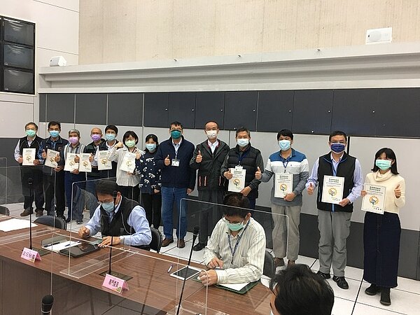 中市27區清潔隊獲健康促進認證。圖/台中市府提供