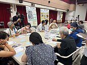 高雄社宅座談會　民眾熱烈研討規劃