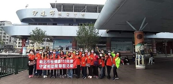 盡心努力，朝向翻轉的可能。圖／由里辦提供。


