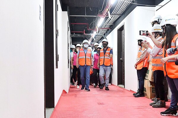 中和安邦段青年社宅進度已達到40%。圖/新北市城鄉局提供