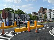 竹北光明商圈路外停車場即起試營運　9月1日開始收費