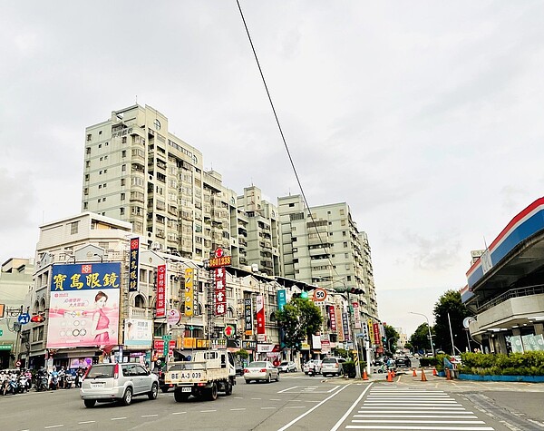 南部半導體S廊帶成形，台積電進駐的楠梓產業區生活圈，房價看漲。記者王昭月／翻攝