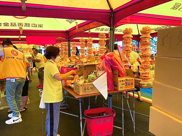 台北市大同區斯文里已連續11年舉辦普渡活動,今年有多達300位里民參與。圖/永慶房產集團