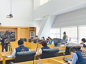 台中交通罰鍰歲入超收9.7億 　議員批搶錢