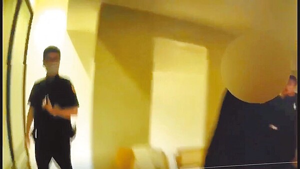 警方救出被關在「集中營」的3人。(警方提供)