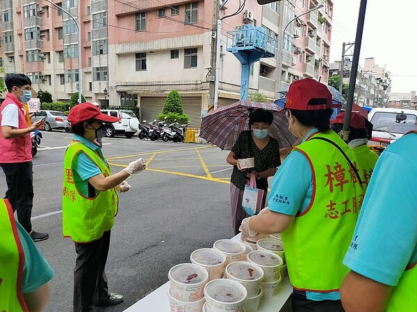 重陽節敬老活動。圖片由陳再炯里長提供 
