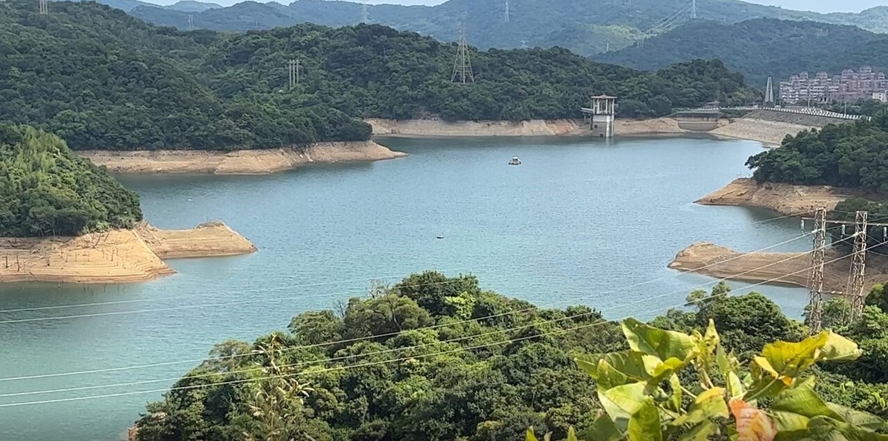 基隆缺水減壓供應，設11處取水站，再20天不雨，恐分區供水。記者游明煌／攝影 