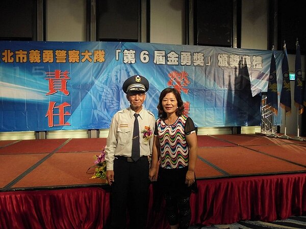 林世檳過去擔任里長的同時，也同樣持續服務社會大眾。圖／擷取自林世檳臉書
