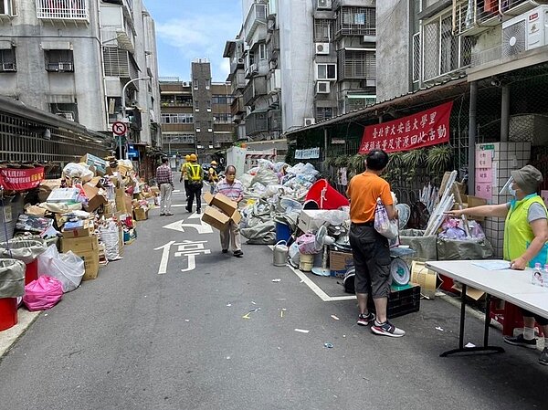 大學里資源回收  圖片由吳沛璇里長提供