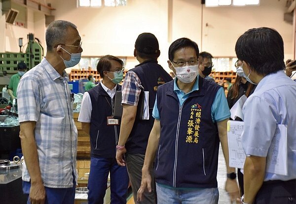 中市輔導未登記工廠合法經營成效佳，獲經濟部評比第一名。圖／台中市經發局提供