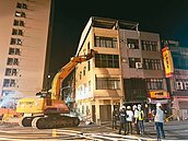 高雄工地釀災　7戶成危樓86戶停電