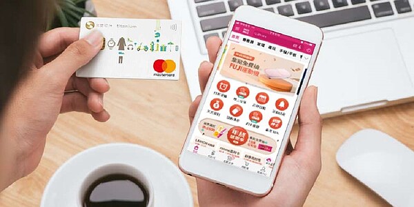 國人7月刷卡金額衝破4千億。圖/中時報系資料照