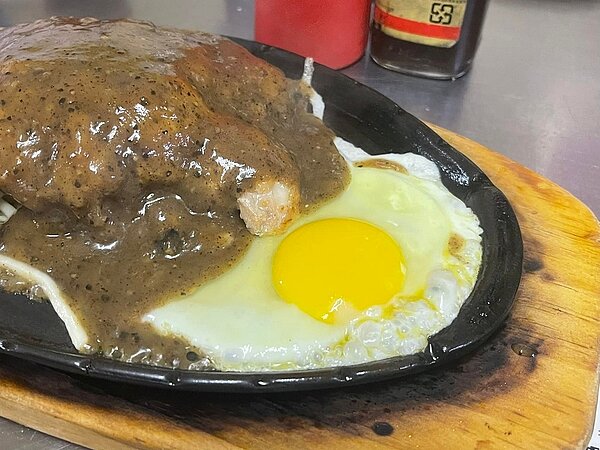 台南東區經營近40年的大山牛排將於8／29熄燈。圖／擷取自《台南大小事》