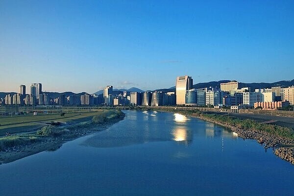 內科產業鏈締造就業機會與經濟產值,不少人會往內湖四期置產或購屋自住。圖/現場提供