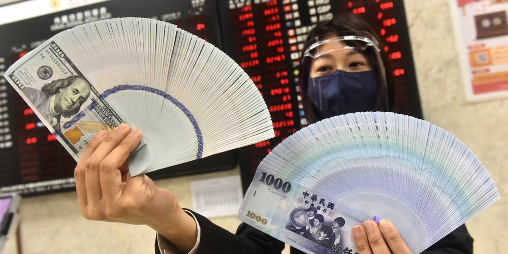 美國聯準會今年以來加速升息,但通膨尚未完全壓抑下來、經濟動能反而出現疲弱的疑慮。圖/中時電子報資料照片