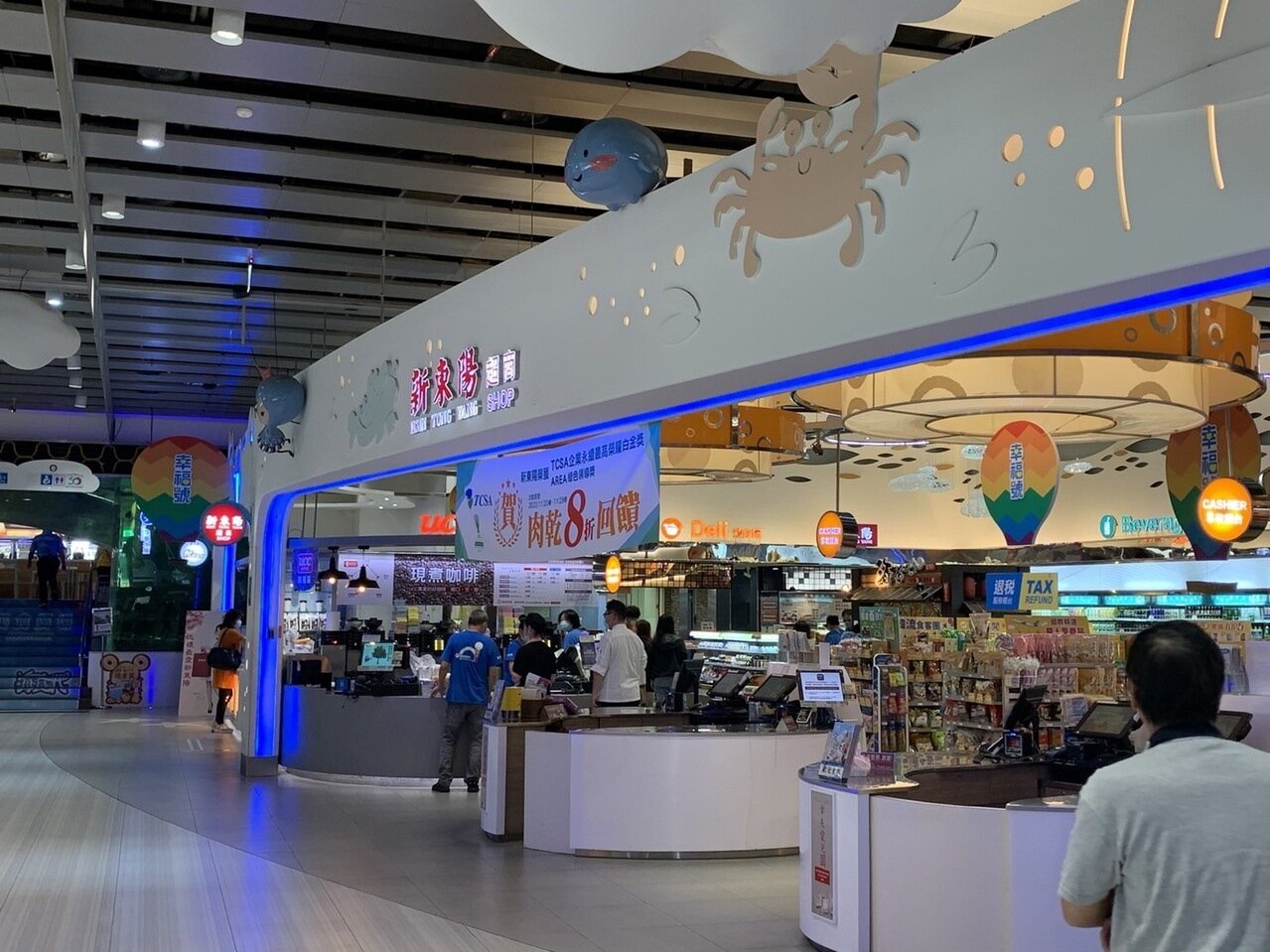 睽違12年後,清水服務區重新招標,此案不僅攸關高速公路服務區霸主地位,更可為得標業者創造不少利潤,有意競標業者均全力備標。記者楊文琪/攝影