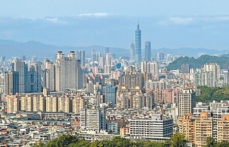 根據財政部所公布《2019年度營利事業所得稅結算申報核定統計專冊》，不動產開發業有效稅率僅8.24％，遠低於其他產業。（陳信翰攝）