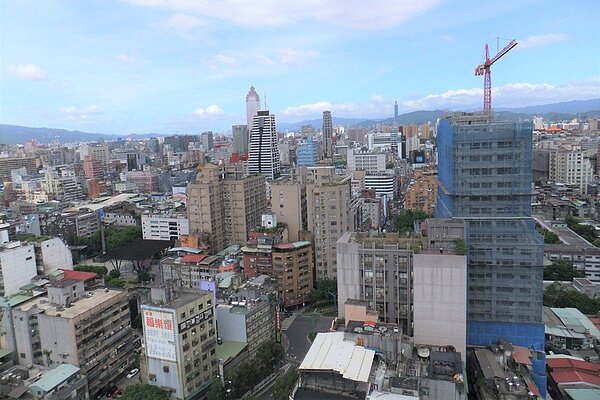 預售屋加價才交屋，內政部指業者違約。示意圖。記者游智文攝影