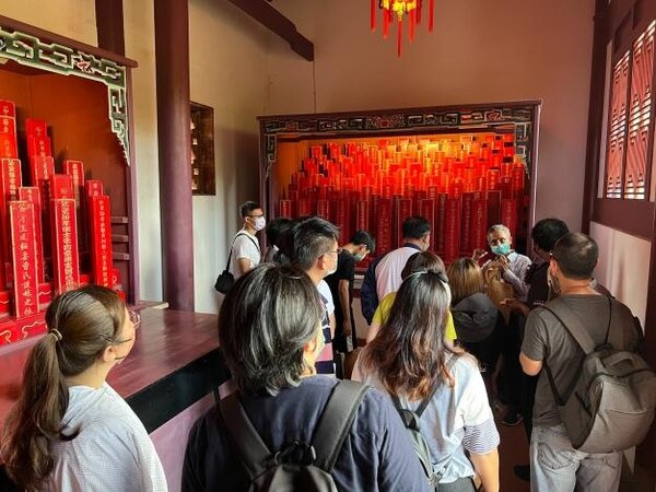 迎接鬼月，台南市觀旅局首度舉辦另類走讀遊程。圖／觀光旅遊局提供