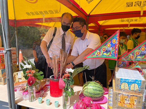 中元普渡是台灣一年一度的重要節慶,永慶房屋也以行動支持社區及鄰里,凝聚居民間的情誼。圖/永慶房屋提供