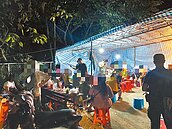 高雄河床搭棚半夜聚賭　警逮32人