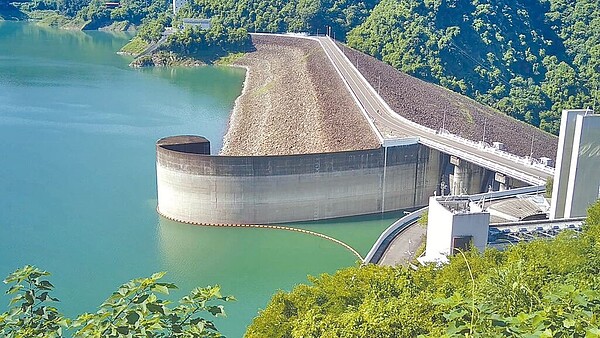 曾文水庫目前蓄水量超過5成,穩定供水至11月底無虞。(南水局提供)