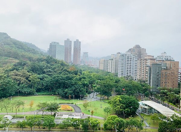 該物件望出去的視野景象。圖／翻攝自台北租屋、出租專屬社團