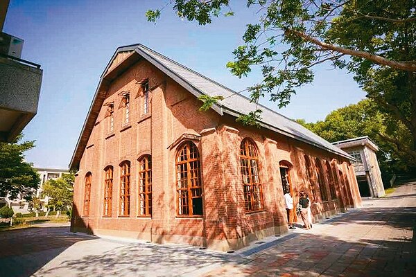 新竹高中劍道館是市定古蹟,審計處報告指出周邊120公尺欠缺消防栓等設施。圖/新竹市政府提供