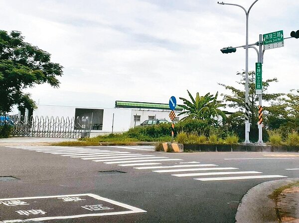 中央與台南市政府、成大攜手在高鐵特定區推動沙崙健康醫療創新園區。圖/台南市經發局提供