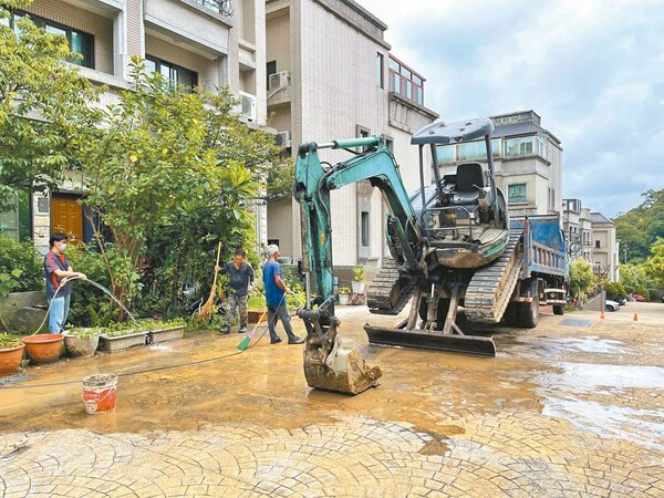 竹縣竹東放翁清境社區漏水嚴重，將展開管線更新工程。圖／縣府提供
