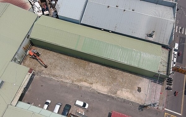 五股成泰路毒品分裝違建工廠由拆除大隊在7月中予以強制拆除,並收取拆除費用約7萬元,拆除後畫面。〈工務局提供〉