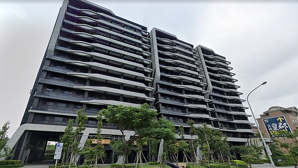 [心得] 109年桃園市優良公寓大廈前三名44%在青埔