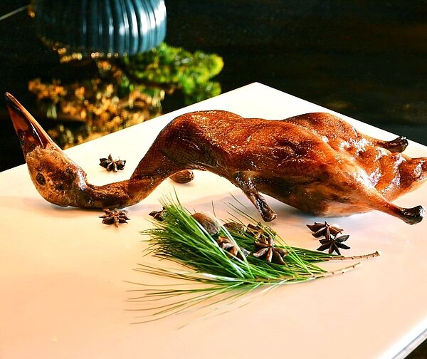 粵菜餐廳頤宮獲得米其林三星榮譽,連續五年成為台灣唯一三星餐廳。圖/取自頤宮臉書粉絲專頁