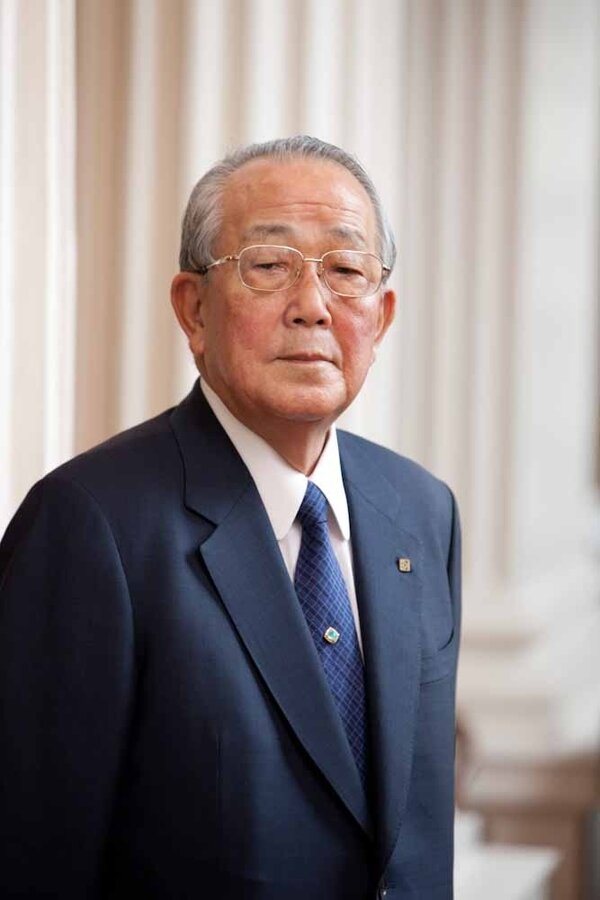 日本京瓷公司創始人、名譽董事長稻盛和夫24日在京都市內的家中去世，享耆壽90歲。圖／取自維基百科