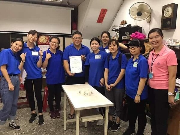 幸福不在遠處，就在身邊。圖／里辦提供

