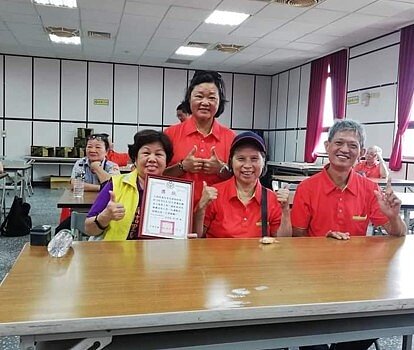 忠翠里得到守望相助巡守隊績優榮譽。圖／里辦提供提供